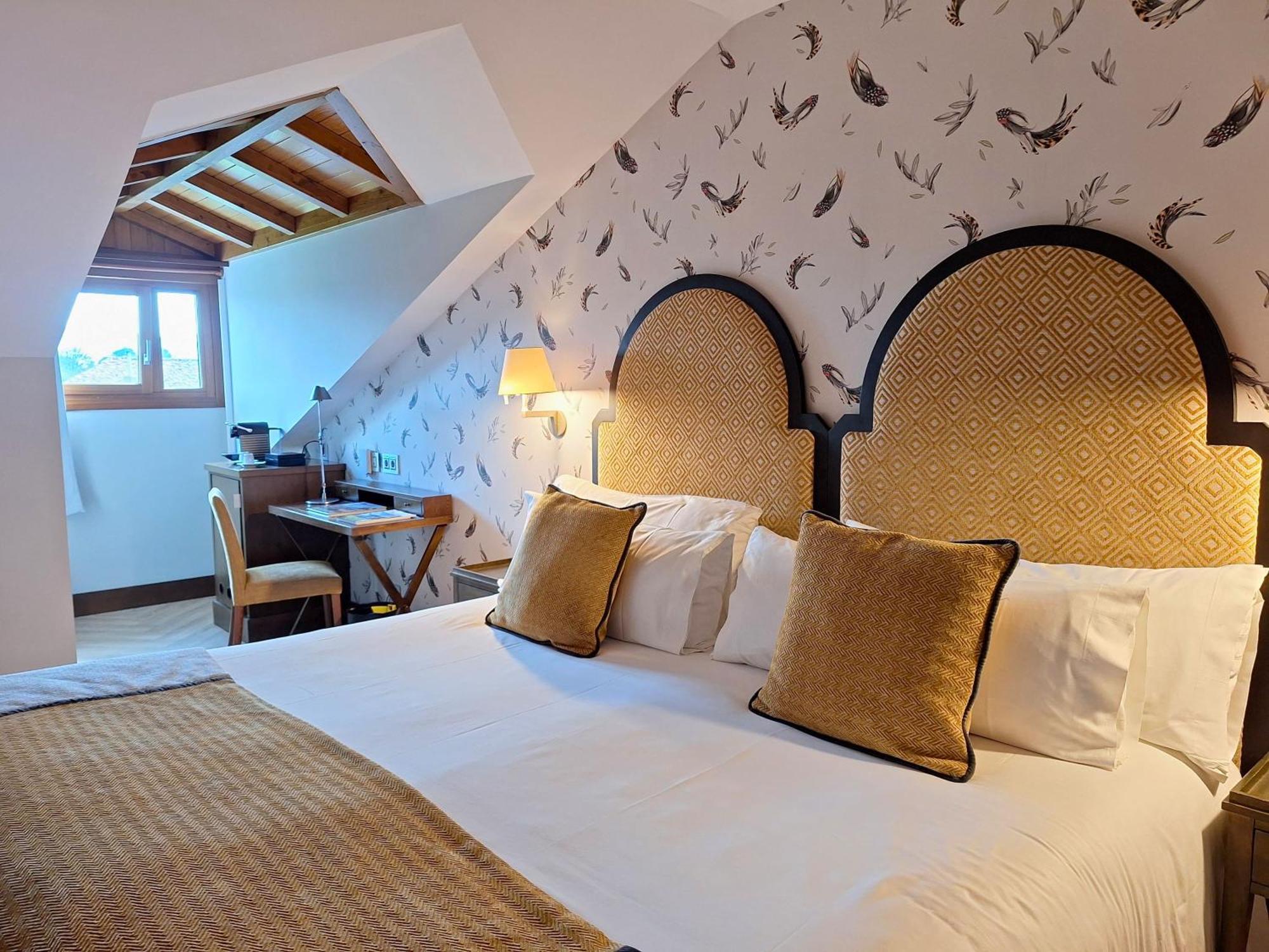 Artiem Asturias Hotel Quintueles ภายนอก รูปภาพ